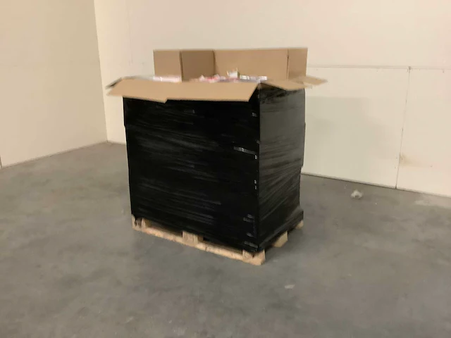 Pallet - amazon overstockgoederen - 2000 items - afbeelding 1 van  7