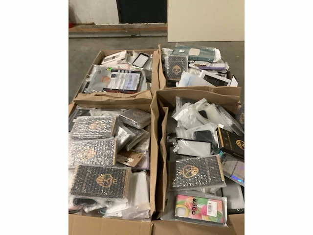 Pallet - amazon overstockgoederen - 2170 items - afbeelding 7 van  7
