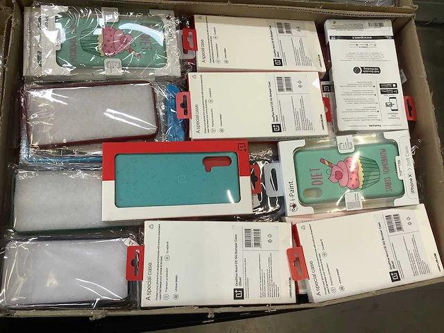 Pallet - amazon overstockgoederen - 3050 items - afbeelding 2 van  7
