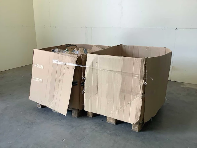 Pallet - amazon overstockgoederen - afbeelding 2 van  7