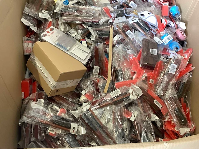 Pallet - amazon overstockgoederen - afbeelding 6 van  7