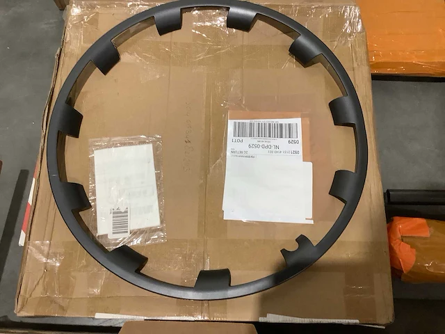 Pallet - auto onderdelen - retourgoederen - afbeelding 9 van  19