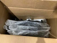 Pallet - auto onderdelen - retourgoederen - afbeelding 16 van  19