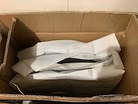 Pallet - auto onderdelen - retourgoederen - afbeelding 18 van  19
