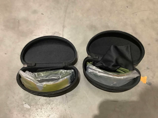 Pallet - auto onderdelen - retourgoederen - afbeelding 11 van  27