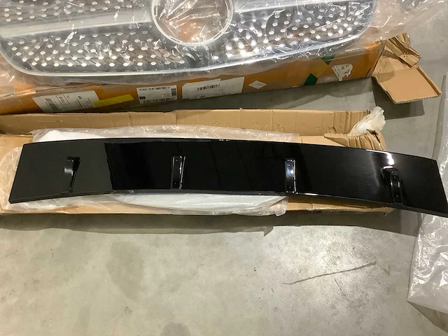 Pallet - auto onderdelen - retourgoederen - afbeelding 15 van  27