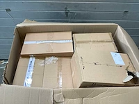 Pallet - elektronica - retourgoederen - 1818 items - afbeelding 3 van  5