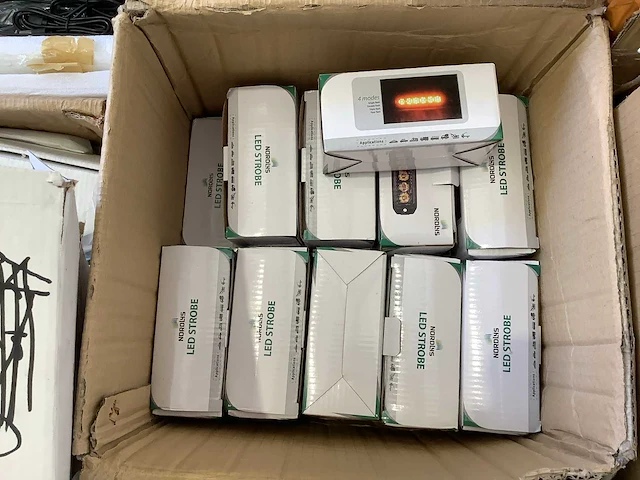 Pallet - elektronica - retourgoederen - afbeelding 4 van  23