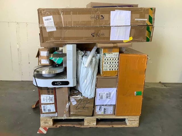 Pallet - elektronica - retourgoederen - afbeelding 12 van  23