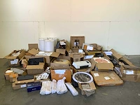Pallet - elektronica - retourgoederen - afbeelding 21 van  27