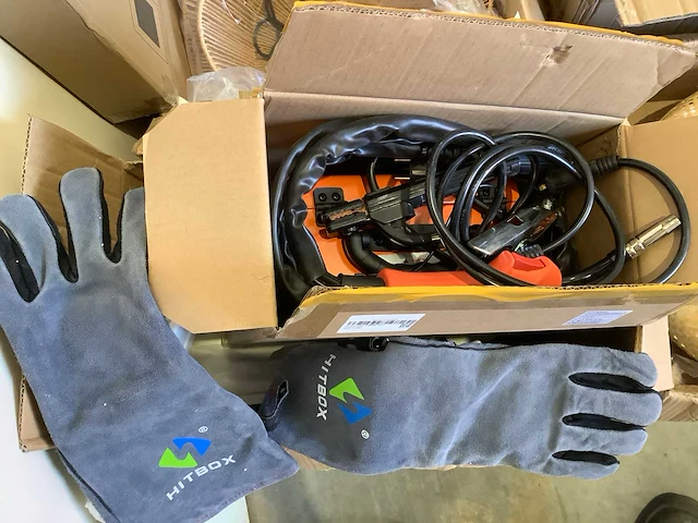 Pallet - elektronica - retourgoederen - afbeelding 27 van  27