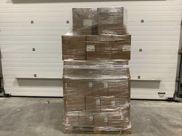 Pallet - hondensnacks - 1692items - afbeelding 1 van  5