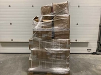 Pallet - hondensnacks - 2924items - afbeelding 1 van  7