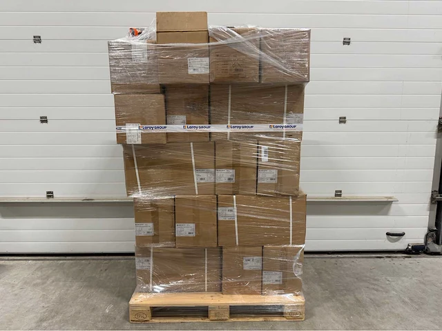 Pallet - hondensnacks - 374 items - afbeelding 1 van  7
