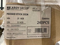 Pallet - hondensnacks - 3912items - afbeelding 6 van  7