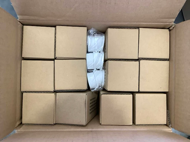 Pallet - huishoudelijk - retourgoederen - afbeelding 4 van  26