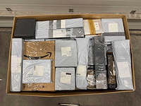 Pallet - ongeopende - retourpakketten - 100 items - afbeelding 1 van  3