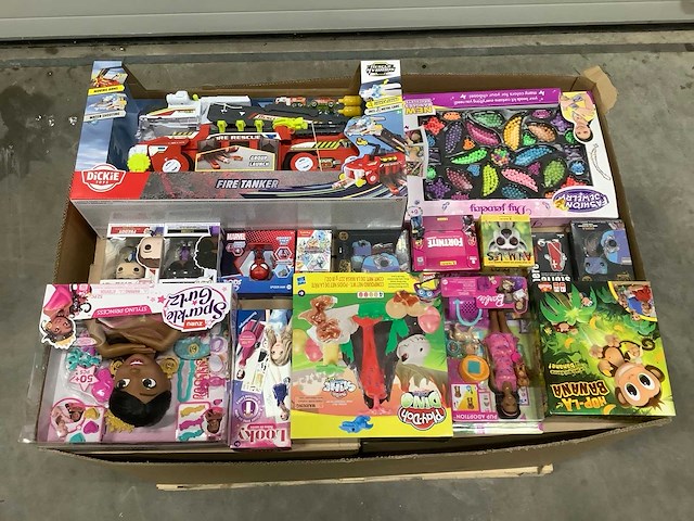 Pallet - overstock / new - speelgoed (215x) - afbeelding 1 van  9