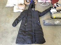 Pallet - textiel - retourgoederen - afbeelding 15 van  17