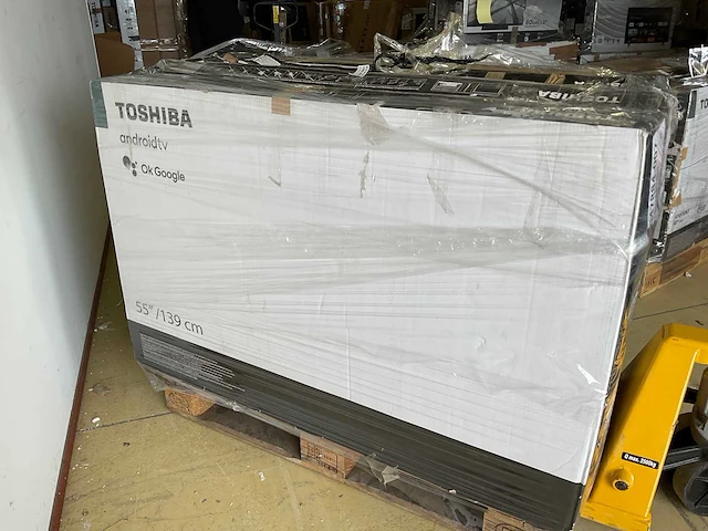 Pallet - toshiba - 55 inch - television (5x) - afbeelding 7 van  16