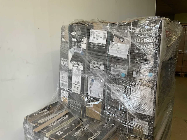 Pallet - toshiba - television (9x) - afbeelding 16 van  22