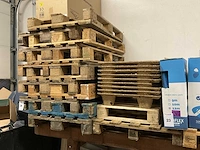 Pallet (24x) - afbeelding 1 van  5