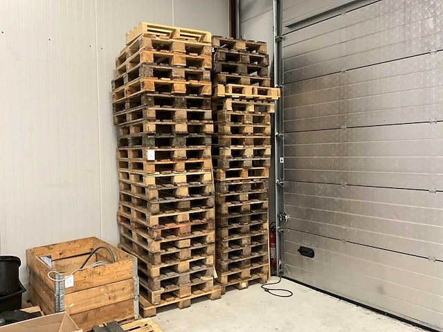 Pallet (44x) - afbeelding 1 van  2