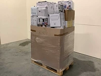 Pallet a-merk elektronica retourgoederen - afbeelding 1 van  6