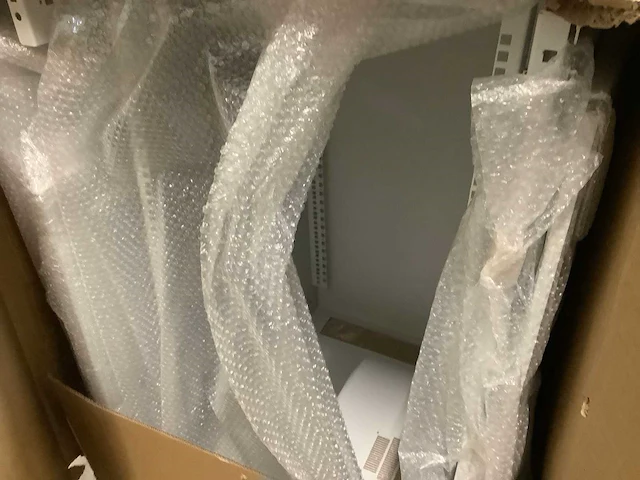 Pallet a-merk retourgoederen - 1 item - afbeelding 2 van  5