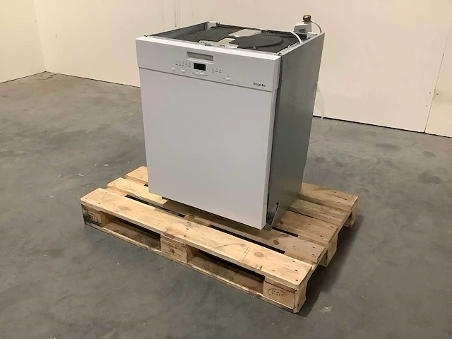 Pallet a-merk retourgoederen - 1 items - afbeelding 1 van  5