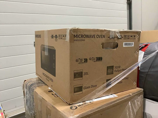 Pallet a-merk retourgoederen - 10 items - afbeelding 2 van  7