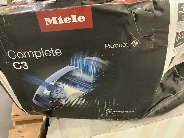 Pallet a-merk retourgoederen - 11 items - afbeelding 4 van  6