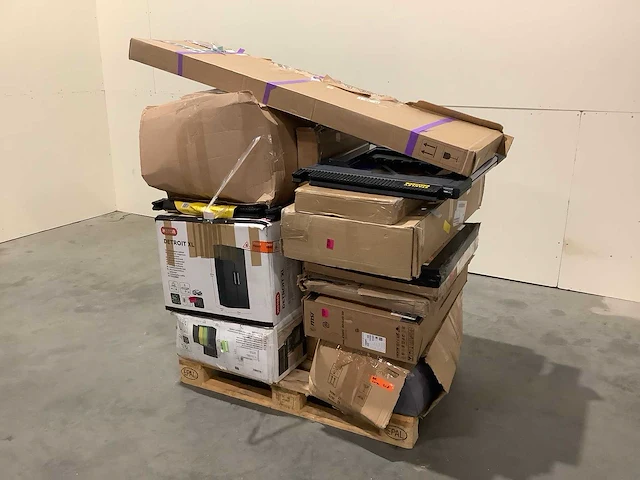 Pallet a-merk retourgoederen - 12 items - afbeelding 1 van  7