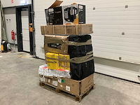 Pallet a-merk retourgoederen - 12 items - afbeelding 1 van  9