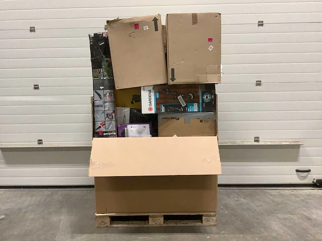 Pallet a-merk retourgoederen - 16 items - afbeelding 1 van  6