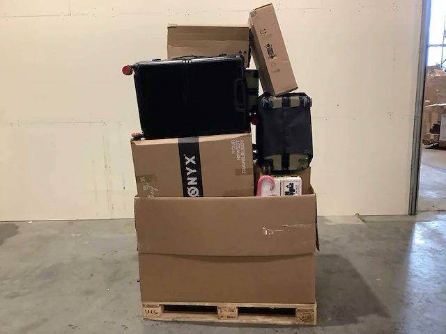 Pallet a-merk retourgoederen - 16 items - afbeelding 2 van  7