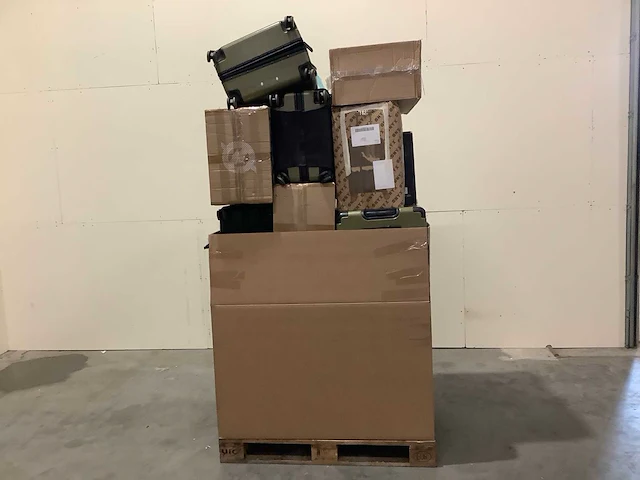Pallet a-merk retourgoederen - 18 items - afbeelding 2 van  7