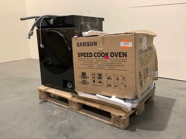 Pallet a-merk retourgoederen - 2 items - afbeelding 1 van  6
