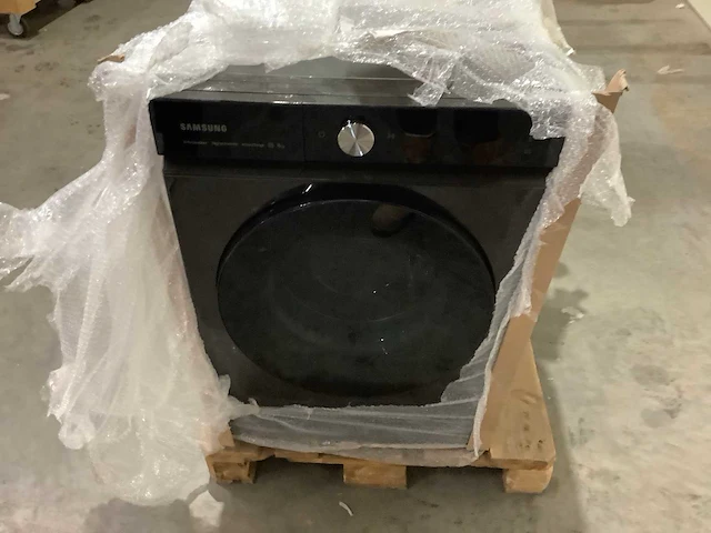 Pallet a-merk retourgoederen - 2 items - afbeelding 4 van  6