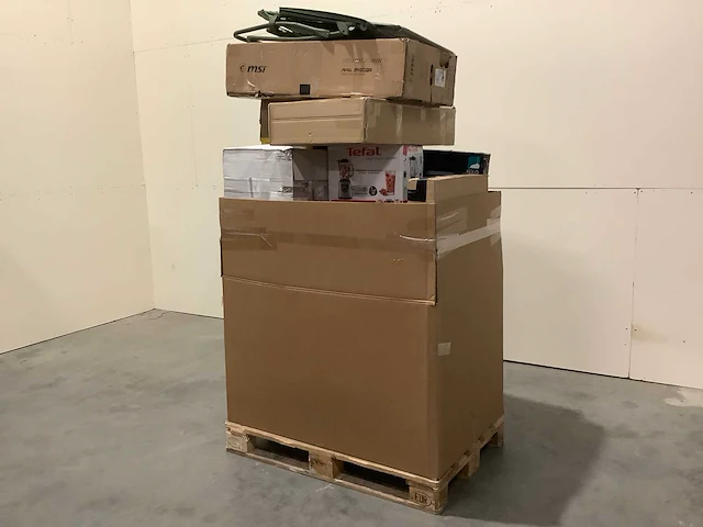 Pallet a-merk retourgoederen - 22 items - afbeelding 1 van  7