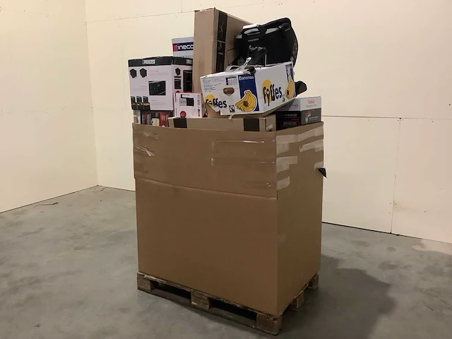 Pallet a-merk retourgoederen - 28 items - afbeelding 1 van  8