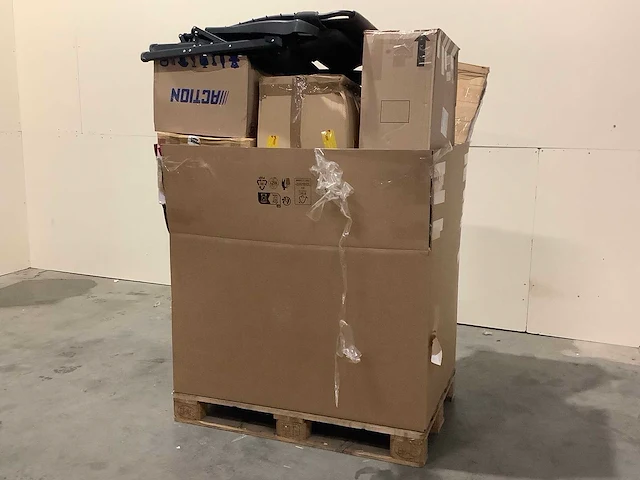 Pallet a-merk retourgoederen - 29 items - afbeelding 1 van  7