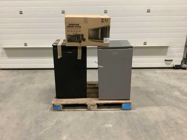 Pallet a-merk retourgoederen - 3 items - afbeelding 1 van  11