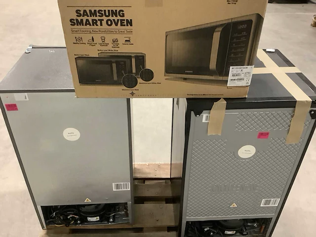 Pallet a-merk retourgoederen - 3 items - afbeelding 11 van  11