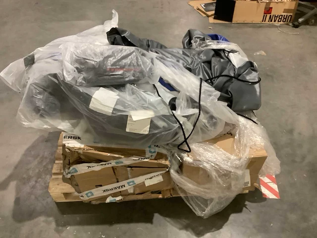 Pallet a-merk retourgoederen - 3 items - afbeelding 3 van  5