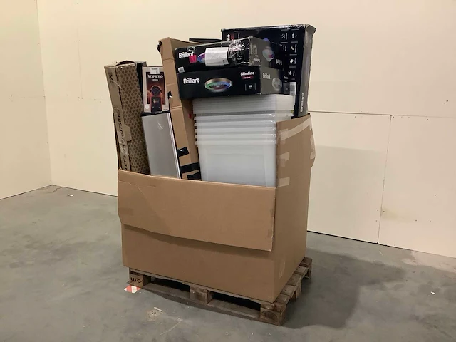 Pallet a-merk retourgoederen - 32 items - afbeelding 1 van  7