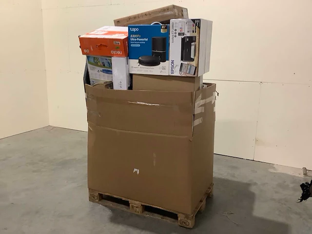 Pallet a-merk retourgoederen - 36 items - afbeelding 1 van  8