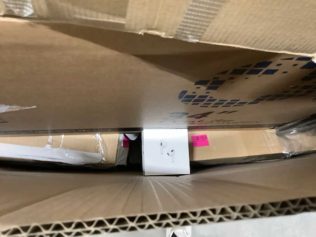 Pallet a-merk retourgoederen - 37 items - afbeelding 6 van  8