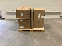Pallet a-merk retourgoederen - 4 items - afbeelding 1 van  8