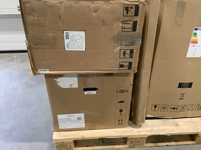 Pallet a-merk retourgoederen - 4 items - afbeelding 3 van  8